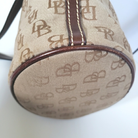 Dooney & Bourke Bucket Bag Monogram Vintage Classic Handbag Purse Signature Logo - Picture 17 of 17